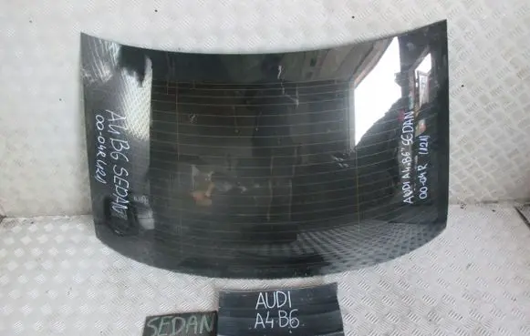 Audi A4 S4 B6 8E 8H Rear windscreen/windshield window 