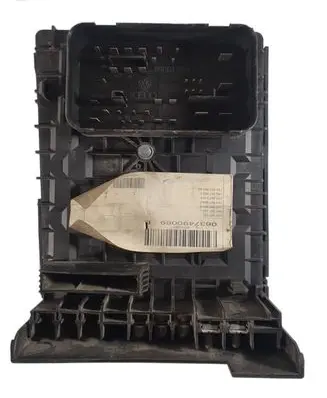Volkswagen Polo IV 9N3 Fuse module 1K0937125A
