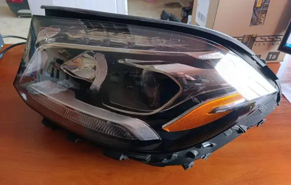 Mercedes-Benz GLS X166 Headlight/headlamp A1668209559