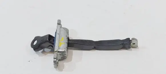 Hyundai i20 (GB IB) Rear door check strap stopper