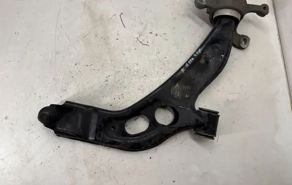 BMW X1 F48 F49 Front lower control arm/wishbone 6882844 172768