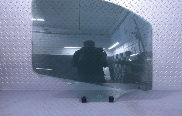 Peugeot Partner III Front door window glass four-door 9816477880