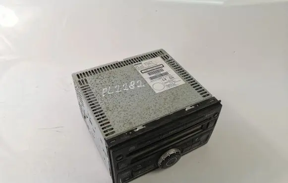 Nissan Navara D23 Radio/CD/DVD/GPS head unit 281845X46B