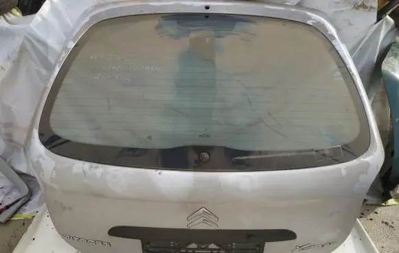 Citroen Xsara Picasso Tailgate/trunk/boot lid