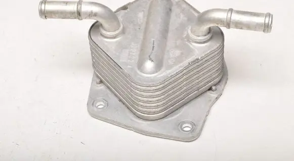 Nissan X-Trail T33 Engine oil radiator 
