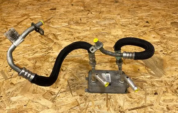 Ford Mondeo MK V Gearbox / Transmission oil cooler DG937A095AD