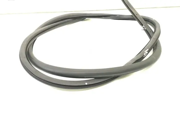 Front door rubber seal