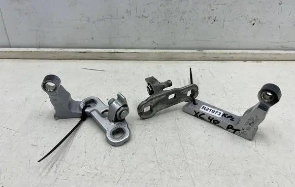Volvo XC40 Rear door hinge set 31457096 31457100