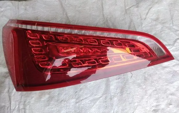 Audi Q5 SQ5 Rear/tail lights 8R0945093B