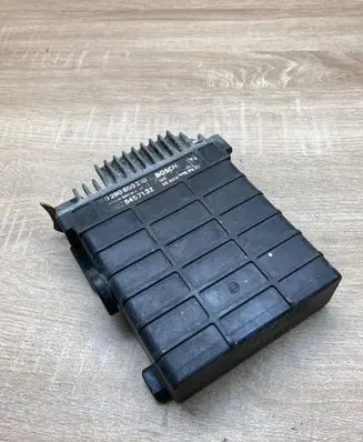 Mercedes-Benz E W124 Engine control unit/module ECU 0055457132 0280800210