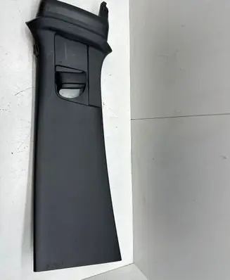 Volvo C40 (B) pillar trim (top) 32368536 32314017