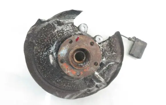 BMW 5 F10 F11 Stub axle 6793769