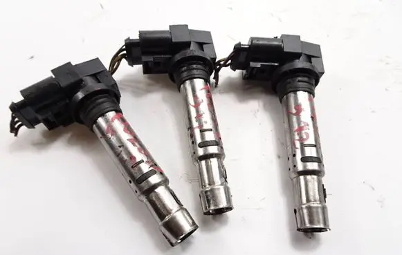 Volkswagen Polo V 6R High voltage ignition coil 036905715G 78292006 455F4116