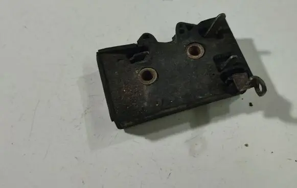 Audi 80 90 S2 B4 Front door lock 893173