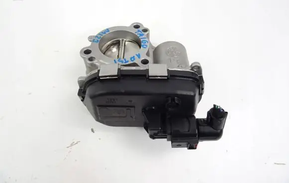 Volkswagen Taigo Throttle valve 05C133062