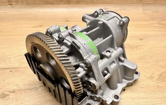 Genesis G80 Oil pump 213002R500