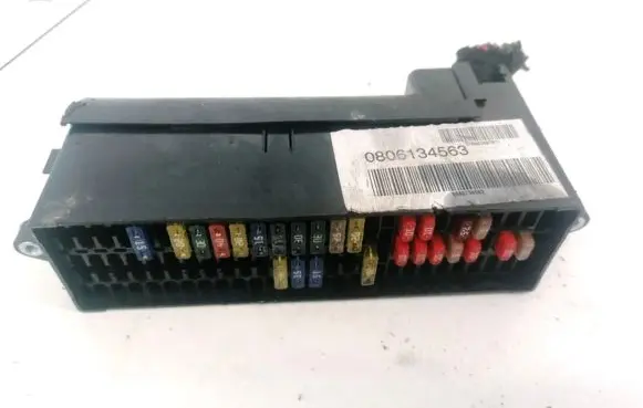 Volkswagen Tiguan Fuse box set