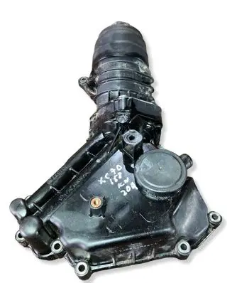 Volvo XC70 Oil filter mounting bracket 30757730