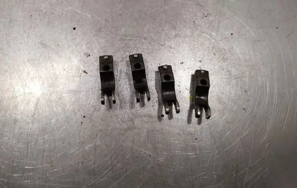 Opel Mokka Fuel Injector clamp holder