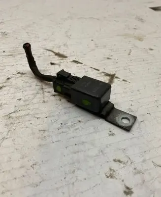 Mitsubishi L200 Other relay 8627A006
