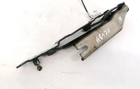 Audi 80 90 S2 B4 Tailgate/trunk/boot hinge 8A5827301