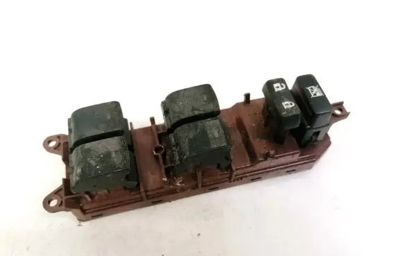 Toyota Auris 150 Electric window control switch