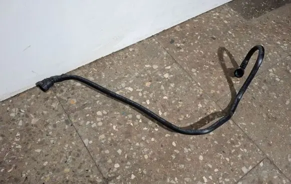 Volvo V60 Engine coolant pipe/hose 31293992