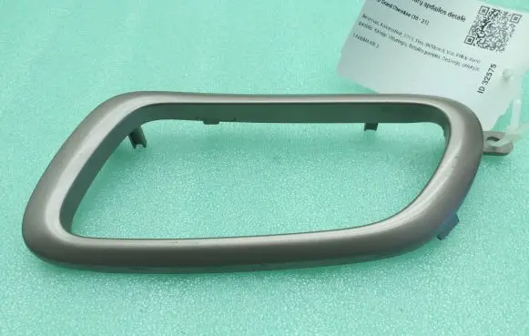 Jeep Grand Cherokee Other front door trim element 62662