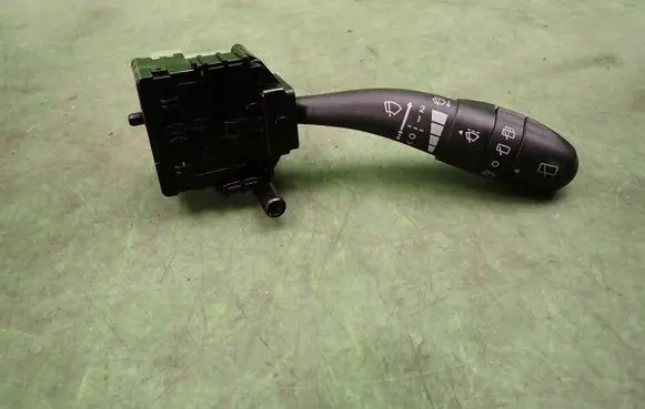 Hyundai i30 Wiper control stalk 934202R010