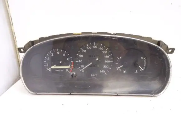 Mazda Xedos 6 Speedometer (instrument cluster)
