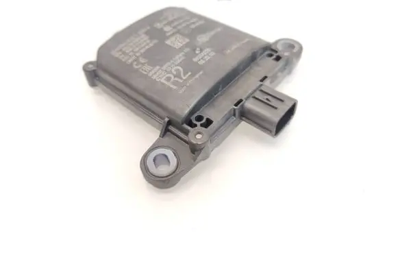 Mitsubishi Outlander Blind spot module 8638A228 00B1912500B65 A2C7643300100