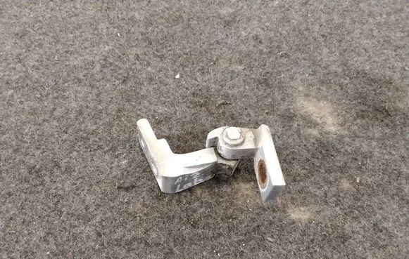 Audi A6 S6 C5 4B Rear door upper hinge XS42D99