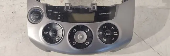 Toyota RAV 4 (XA30) Climate control unit 968R6700218