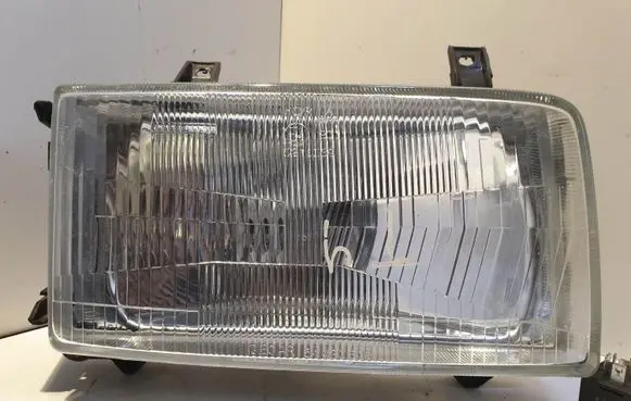 Volkswagen Transporter - Caravelle T4 Headlight/headlamp 34420500