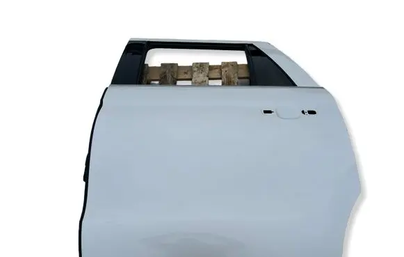 Ford Expedition Rear door 7435700