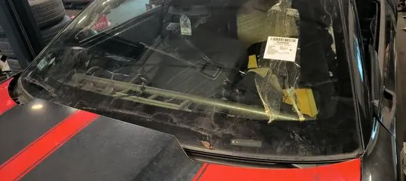 Chevrolet Camaro Front windscreen/windshield window AS1M848 DW1903 DOT459