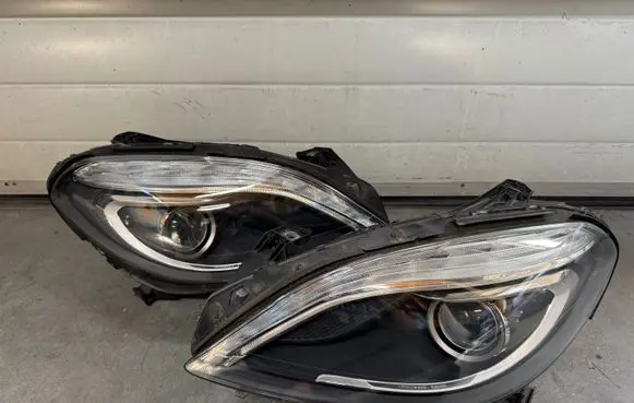 Mercedes-Benz B W246 W242 Headlight/headlamp A2468207261 A2468207161
