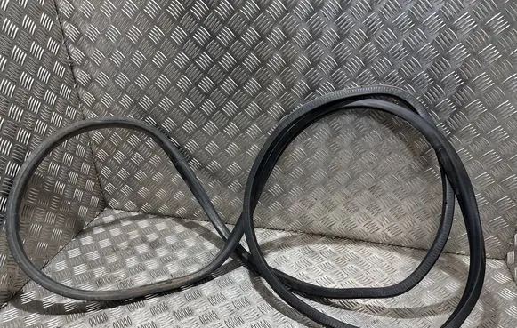 Volkswagen Transporter - Caravelle T5 Rubber seal rear door 