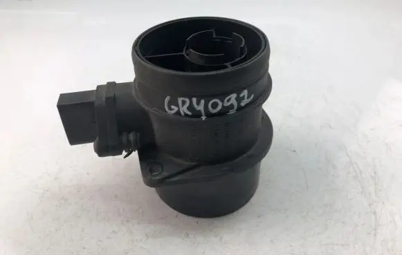 Audi A4 S4 B7 8E 8H Mass air flow meter 074906461B