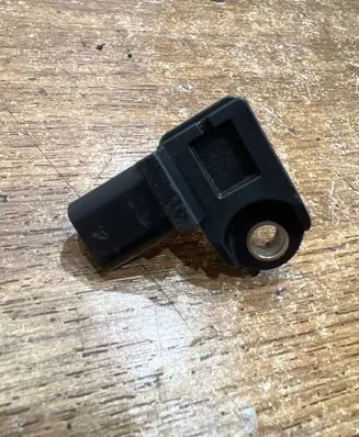 BMW 3 E90 E91 Air pressure sensor 7804742