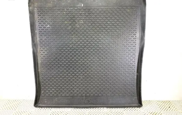 Volkswagen PASSAT B7 Trunk/boot floor carpet liner 