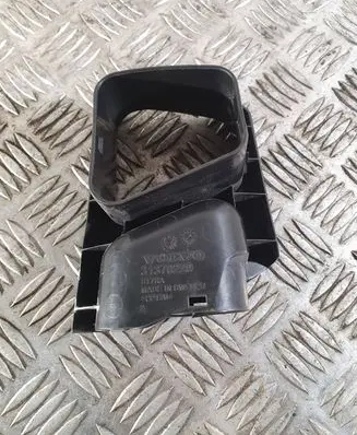 Volvo XC60 Air intake duct part 31370229