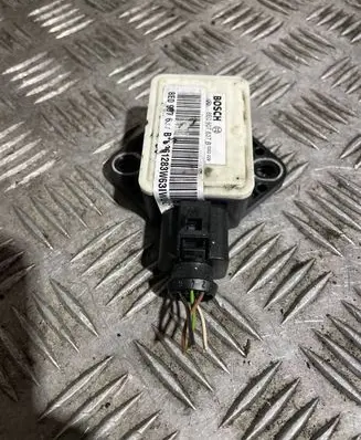 Audi A4 S4 B7 8E 8H ESP acceleration yaw rate sensor 8E0907637B 6361283W6