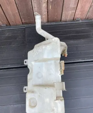 Mitsubishi Colt Windshield washer fluid reservoir/tank MN105383