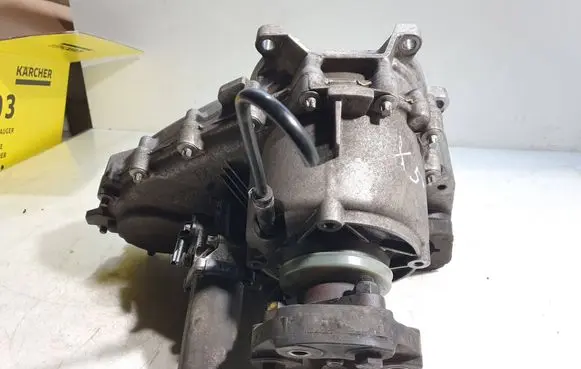 BMW X5 E53 Gearbox transfer box case 27107526279 7526279 13774410