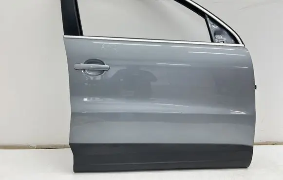 Volkswagen Tiguan Front door MMAUTKO20414
