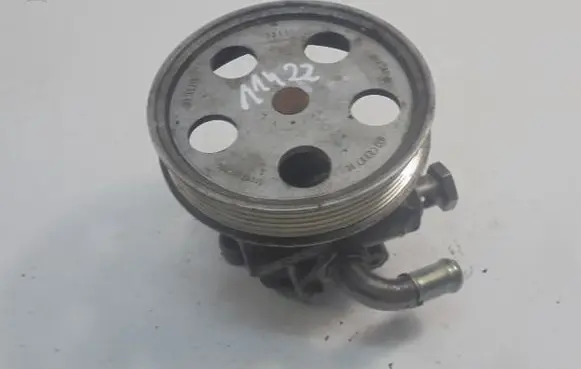 Audi A4 S4 B6 8E 8H Power steering pump 8E0145155