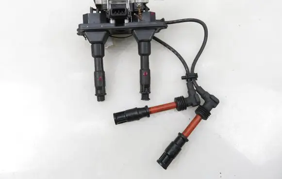 Audi A4 S4 B5 8D High voltage ignition coil 0221603003