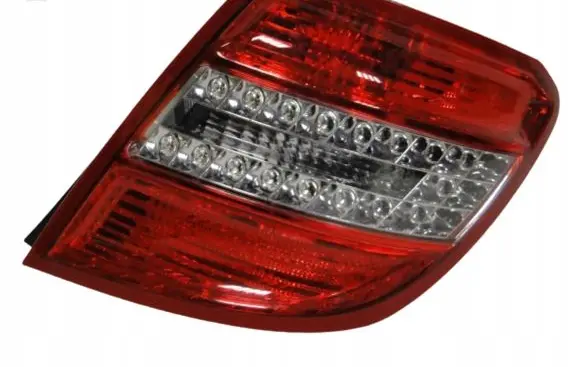 Mercedes-Benz C W204 Rear/tail lights A2048204064
