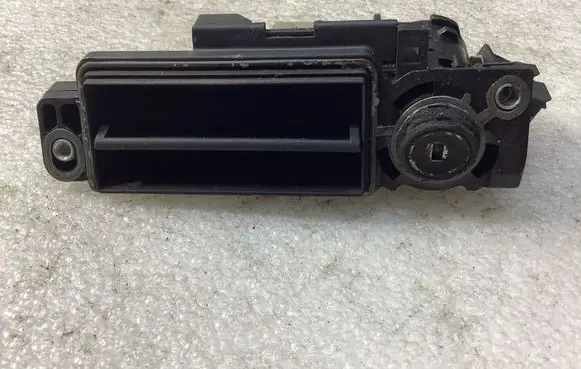 Mercedes-Benz CLK A209 C209 Tailgate/trunk/boot exterior handle 708000620 A2037500693